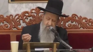 הגאון הרב מוצפי שליט"א נחנק מדמעות בגלל המצב: "קשה לדבר"