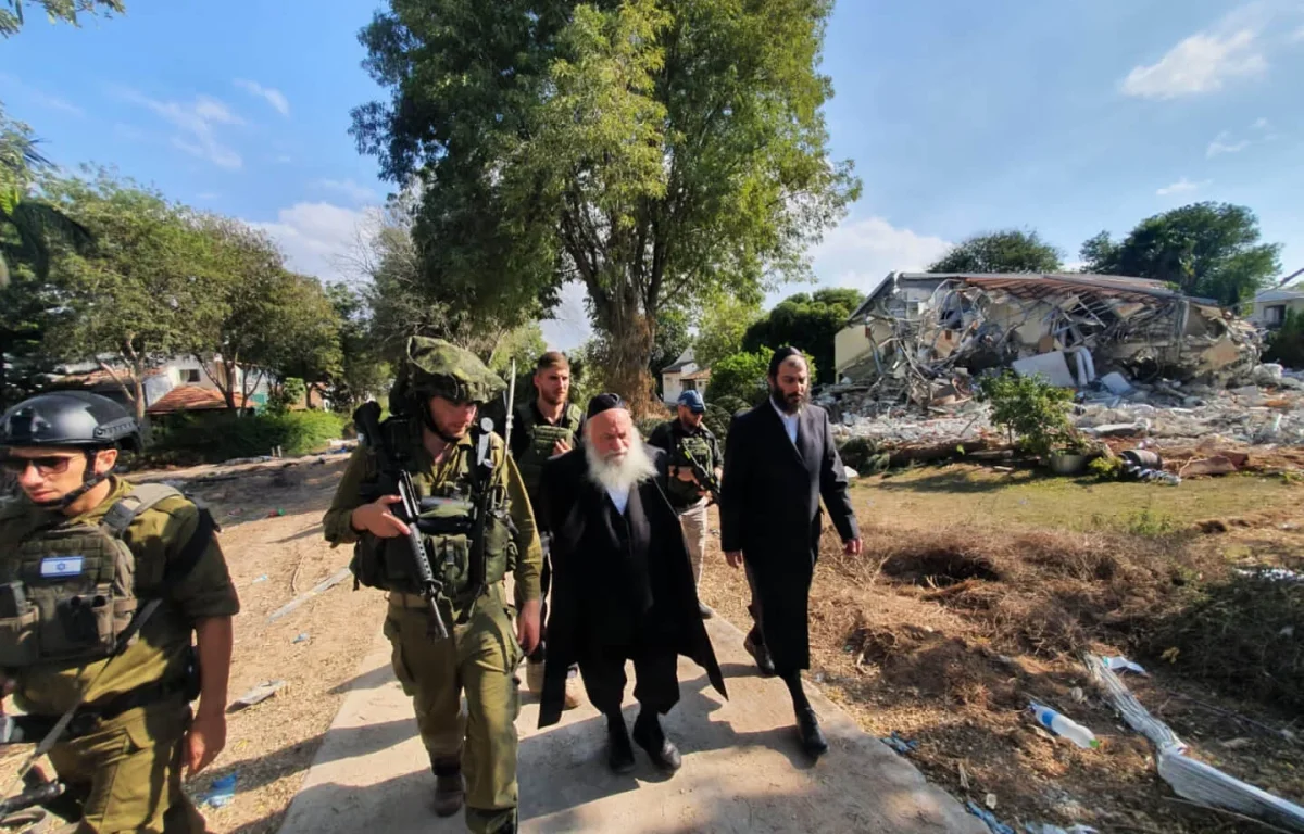 "התחוללה כאן שואה": השר החרדי ביקר בעוטף עזה