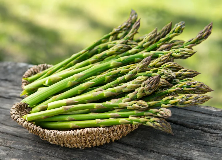 דווקא עכשיו: התחילו לצרוך יותר אספרגוס 