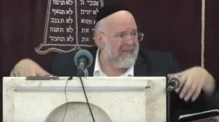 רוצים להינצל מפגעים ולהיות מוקפים בהגנה? המזמור הזה בשבילכם