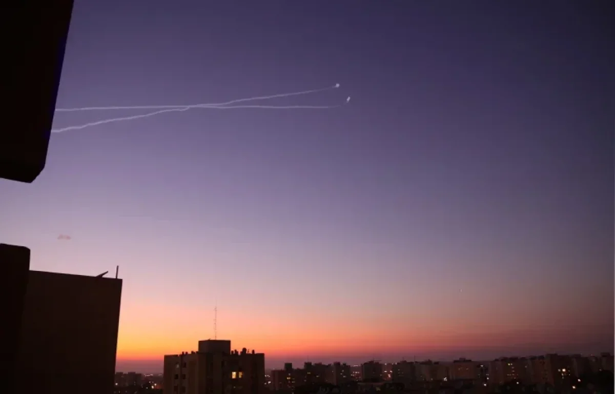 מטח כבד לעבר המרכז, בחסדי שמיים אין נפגעים