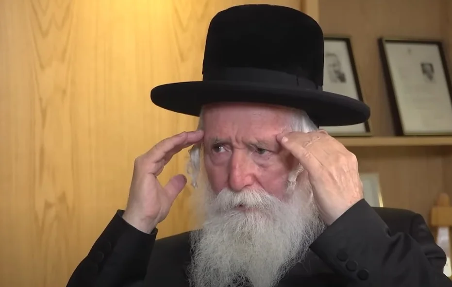 "בקרוב הולכים להיות ניסים עצומים": הרב גרוסמן בגילוי מצמרר "בקרוב הולכים להיות ניסים עצומים": הרב גרוסמן בגילוי מצמרר