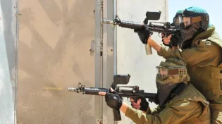 שאו תפילה: קרבות עזים עם מחבלים בלב רצועת עזה