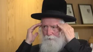 Rabbi David Grossman: "We will witness great miracles soon"