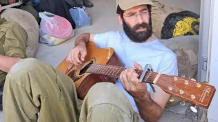 אחת בחייו ואחת במותו. הרב נערן אשחר וגדלות הנפש של אלמנתו