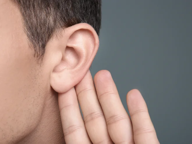 איך אפשר לרפא כאבי אוזניים בקלות?