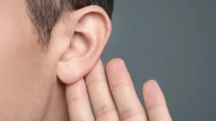 5 תרופות סבתא מדהימות לטיפול ב...כאבי אוזניים
