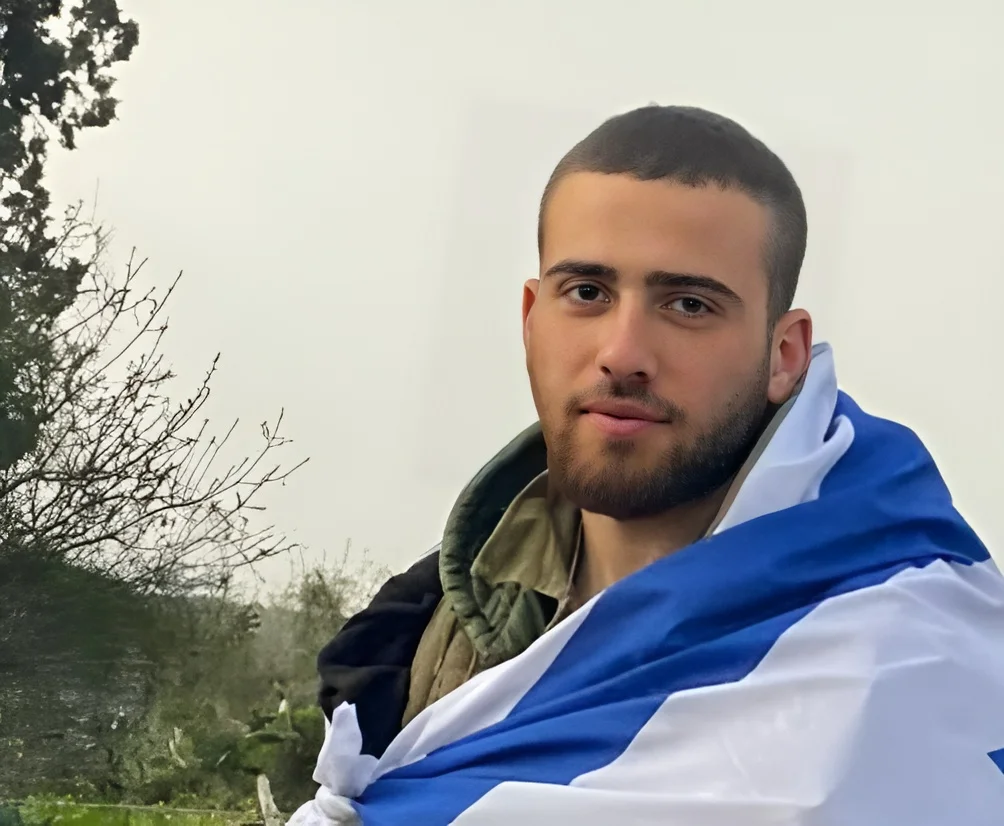 הלוחם שחזר לחיים וראה ניסים: "אמרתי שמע ישראל ונפרדתי מכולם" הלוחם שחזר לחיים וראה ניסים: "אמרתי שמע ישראל ונפרדתי מכולם"