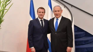 נשיא צרפת: "ישראל חייבת להפסיק להרוג תינוקות ונשים"