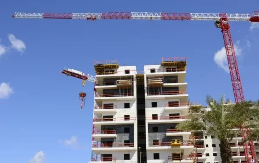 דעתו של הרב זילברשטיין באשר להעסקת ערבים בתקופה זו דעתו של הרב זילברשטיין באשר להעסקת ערבים בתקופה זו