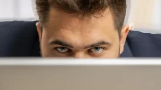 הכול כשר? למה יעקב אבינו בוחר להשתמש בערמומיות ושקר?