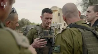 הרמטכ"ל נפגש עם הלוחמים בעזה: "לא מסיימים את המלחמה"