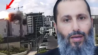 טיל נפל על הבית של הרב שניצל בנס: "אין בגדים. זה מה שנשאר"