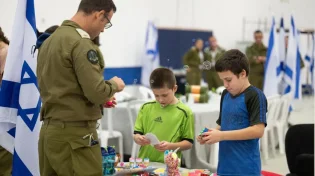 הילדה שריגשה את העולם: כך אביגיל בת ה-4 שרדה בשבי