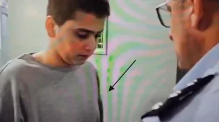 המחבל המשוחרר טען לאלימות מצד הסוהרים ואז התיעוד נחשף