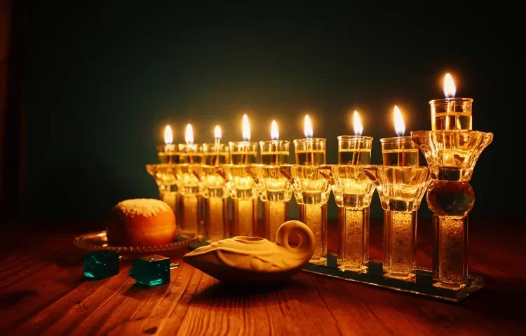 סגולת אמירת "מזמור שיר חנוכת הבית" בחנוכה סגולת אמירת "מזמור שיר חנוכת הבית" בחנוכה