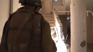 צפו: זה מה שנמצא מעל אחד המסגדים בעזה