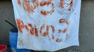 דובר צה"ל: "החטופים הכינו שלטים משאריות אוכל"