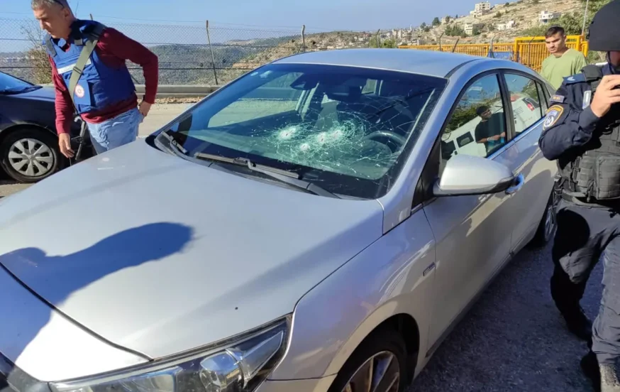 פיגוע ירי בבנימין: האישה נפצעה, התינוק והבעל לא נפגעו