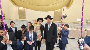 תגידו מזל טוב! הבן של הרב עמנואל מזרחי חגג אתמול בר מצווה