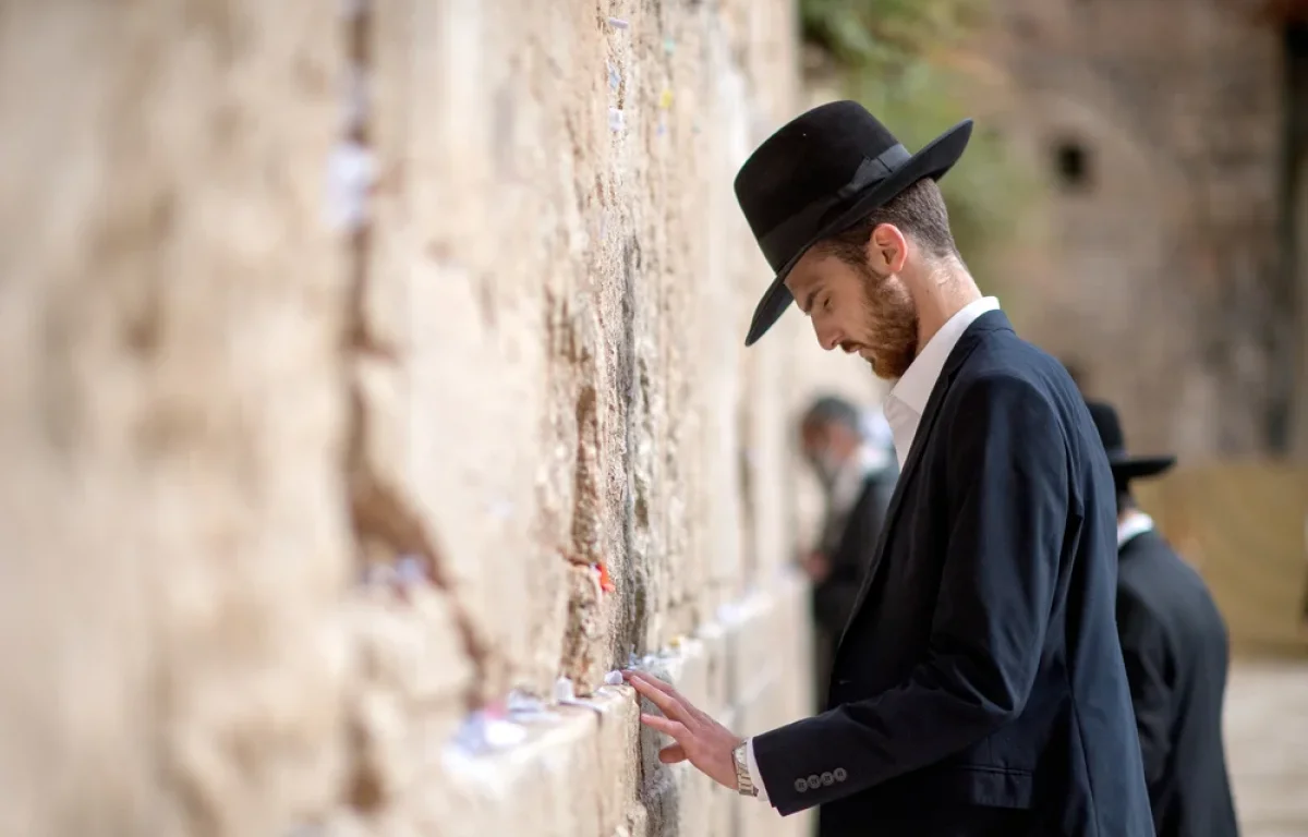 עד מתי מותר לאכול לפני צום עשרה בטבת?