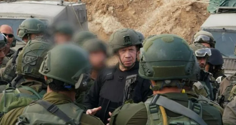 שר הביטחון יואב גלנט בעזה עם הלוחמים