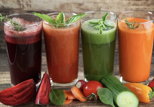 לא רק בדיאטה: היתרונות הבריאותיים של מיצים טבעיים לא רק בדיאטה: היתרונות הבריאותיים של מיצים טבעיים