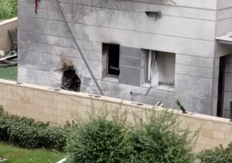 שני ניסים בחודש - ניצל מטיל, וממשאית שעלתה על רכבו שני ניסים בחודש - ניצל מטיל, וממשאית שעלתה על רכבו