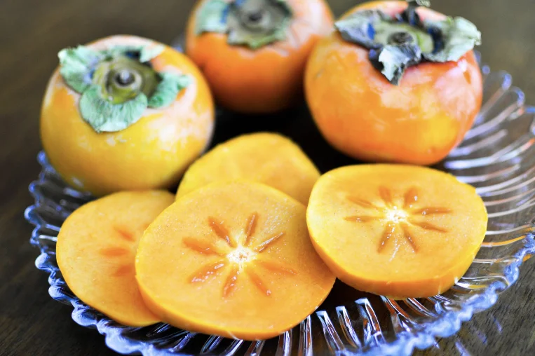 כל הסיבות (הבריאות כמובן) לאכול אפרסמון 