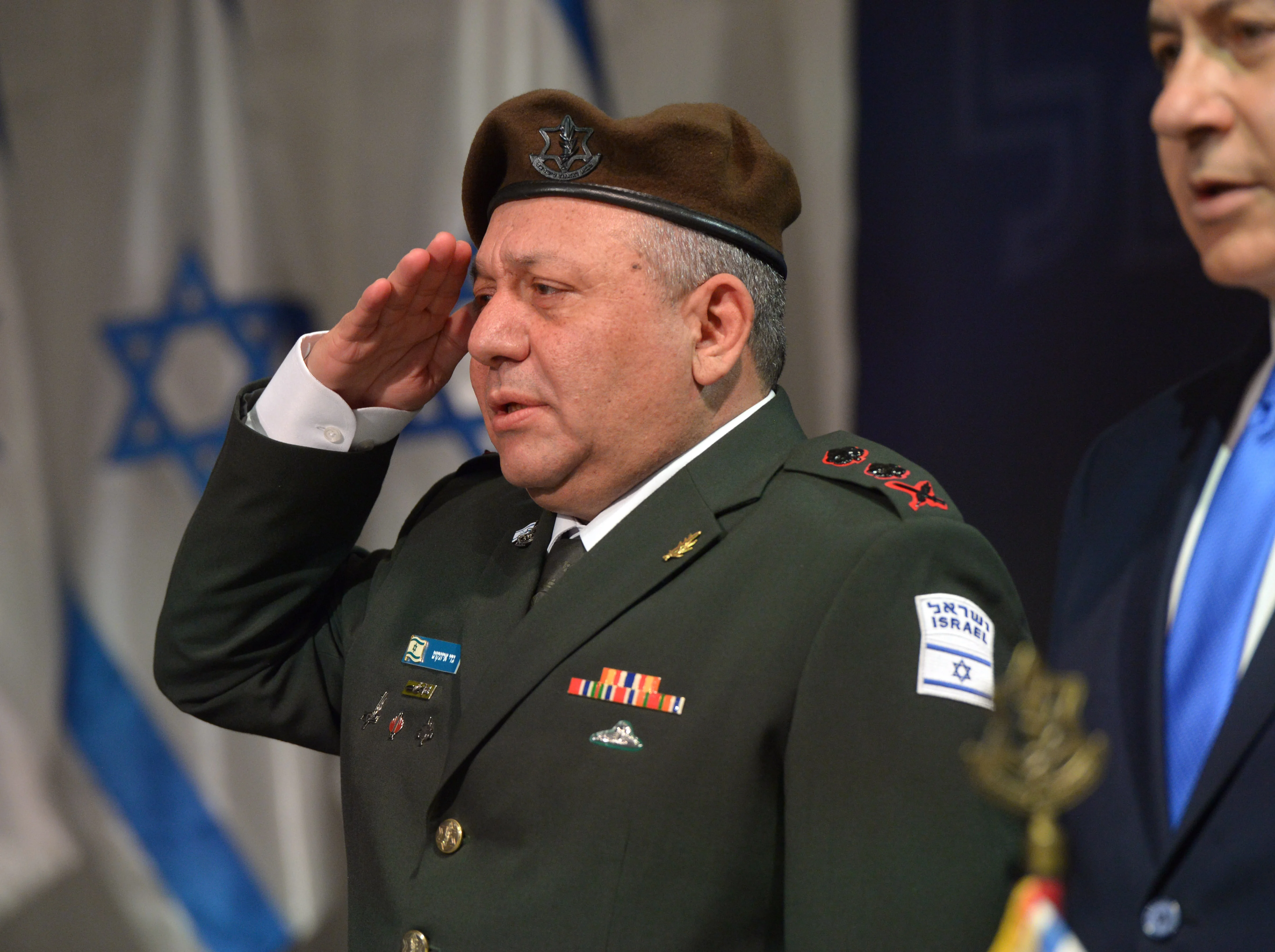 גדי איזנקוט במדי הרמטכ"ל