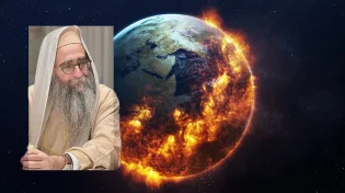 "כשיש לעם ישראל צרה - מנורה אדומה נדלקת בעולם"