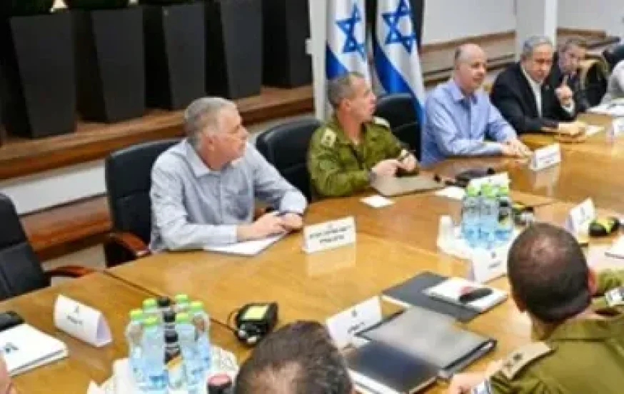 ישיבת הקבינט המצומצם (צילום: קובי גדעון, לע"מ) ישיבת הקבינט המצומצם (צילום: קובי גדעון, לע"מ)