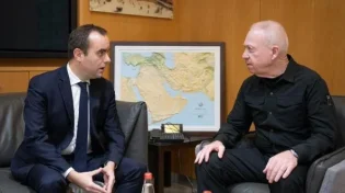 "לא נפסיק גם אם ינצרו את האש": המסר החריג של גלנט