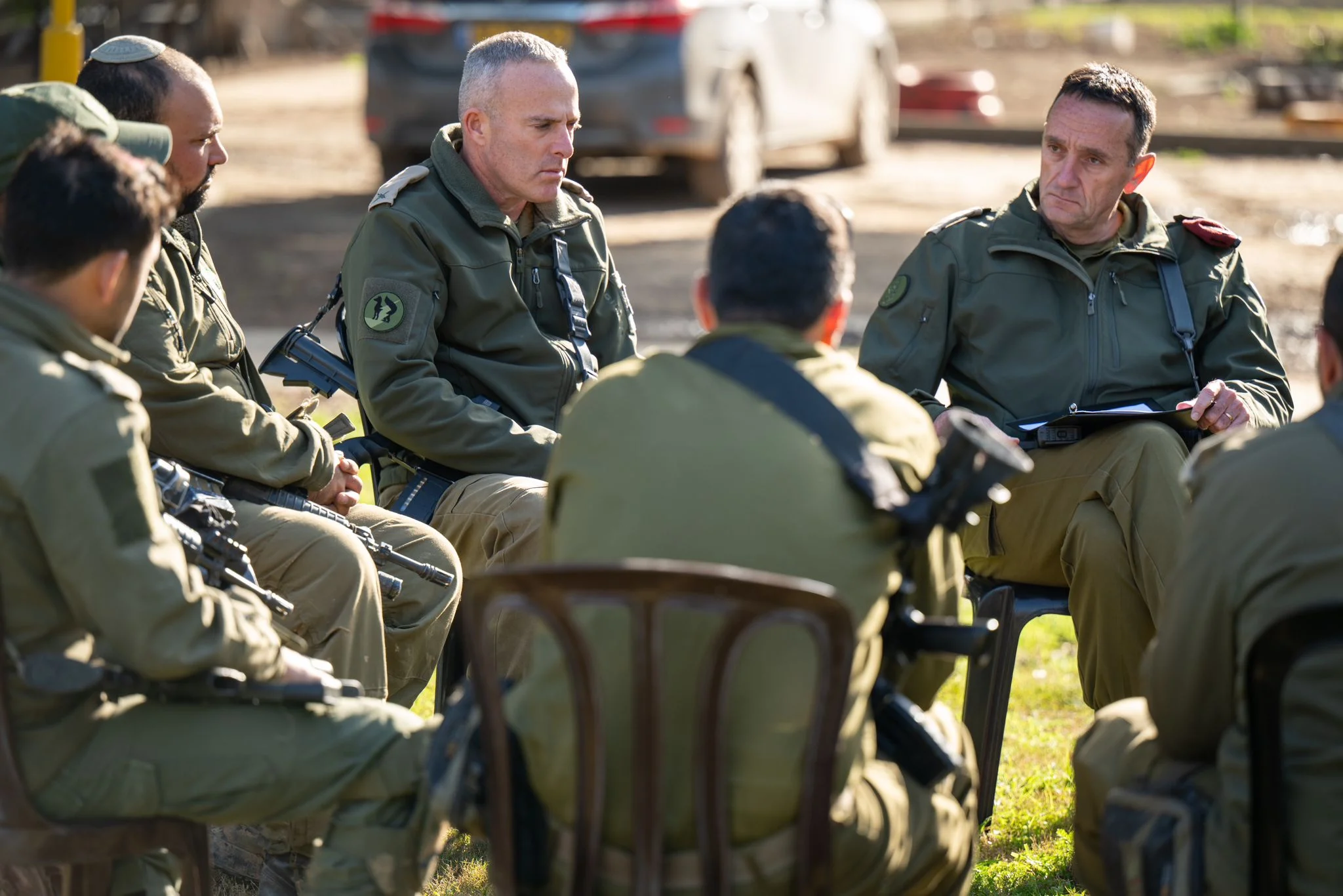 הרמטכ"ל עם מפקדי גדוד 8208