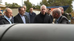 השר גלנט: "מערכת הביטחון משקיעה בתוצרת כחול-לבן"