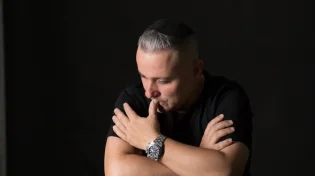 יניב בן משיח מחדש את התפילה: "חזור אליי"