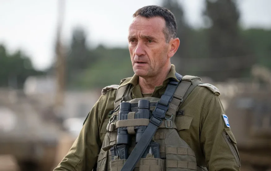 הרמטכ"ל הודיע: "אתפטר מתפקידי בעוד חודש וחצי; מכיר באחריותי לכישלון" הרמטכ"ל הודיע: "אתפטר מתפקידי בעוד חודש וחצי; מכיר באחריותי לכישלון"