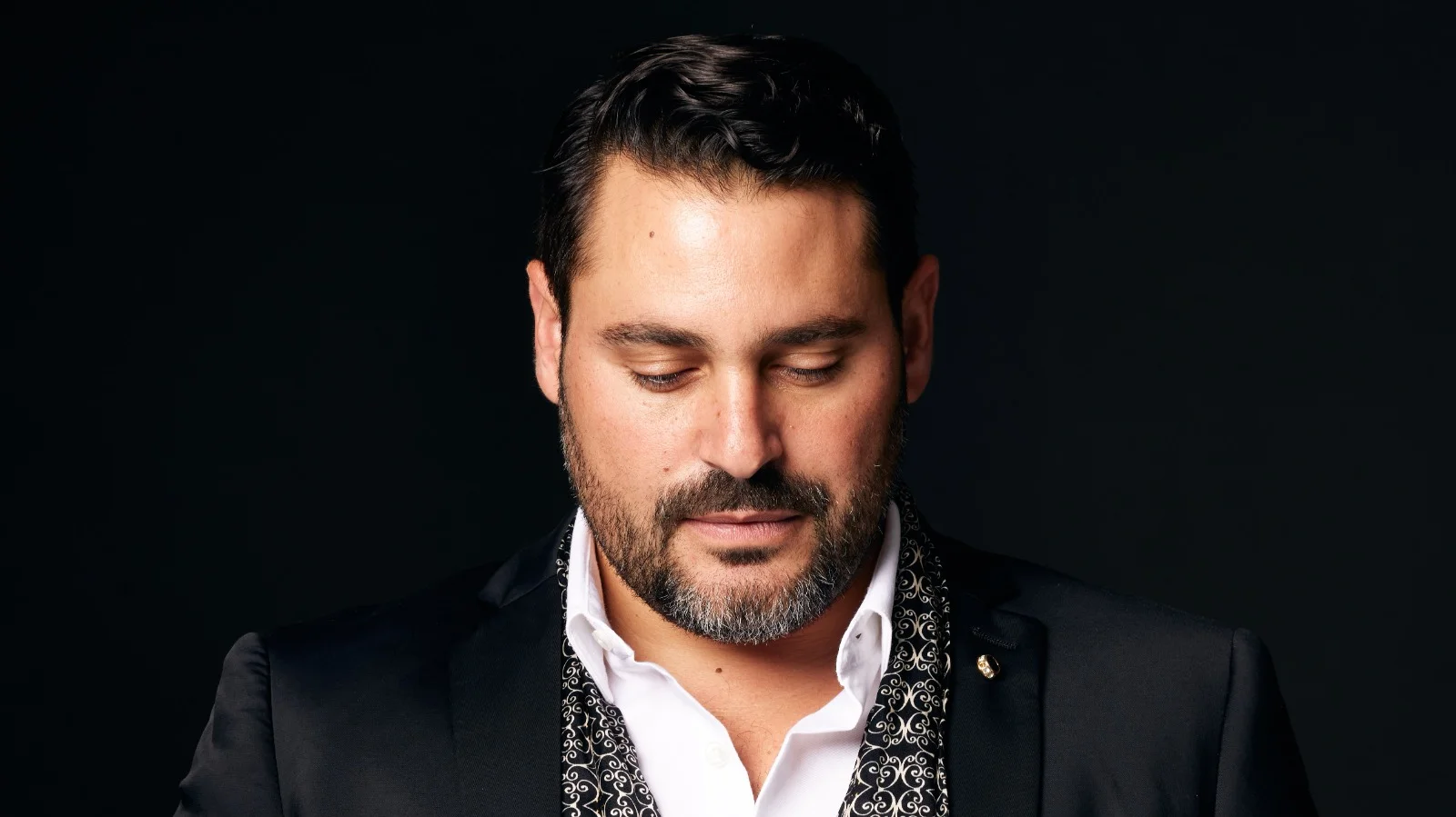 גד אלבז - "אמא יקרה" גד אלבז - "אמא יקרה"