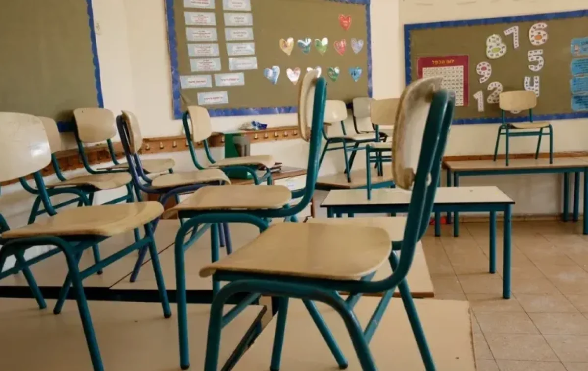 דאגה בספרד: האם בית הספר האורתודוקסי מעודד התבוללות?