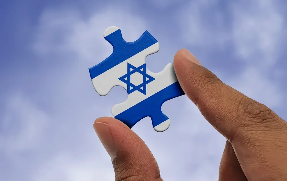 מבין כולם - הקב"ה בוחר מועמד אחד ויחיד מבין כולם - הקב"ה בוחר מועמד אחד ויחיד