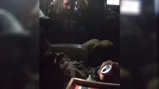 תוך כדי המשחק הלוחמים שולחים פצצות