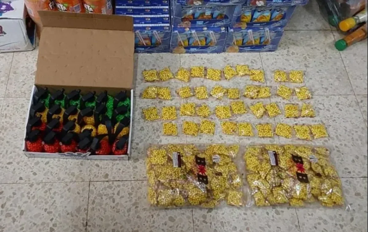 נפצים ואקדחי איירסופט שאיתרה המשטרה