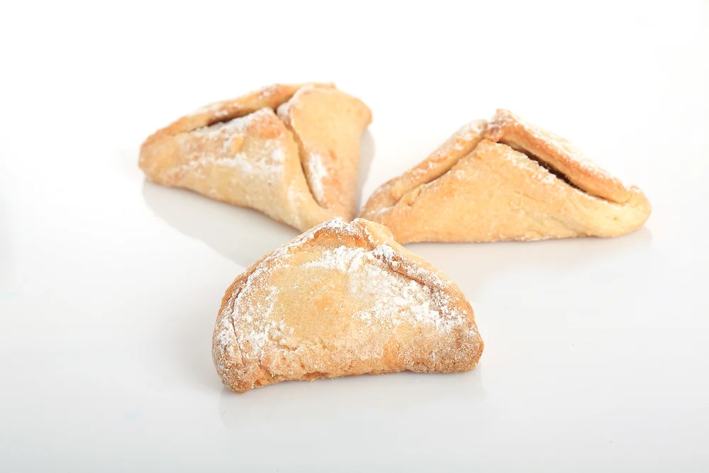 למה אוכלים אוזני המן בפורים?