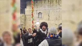 לרגל ז' באדר: שמחה ספונטנית בציון הרשב"י