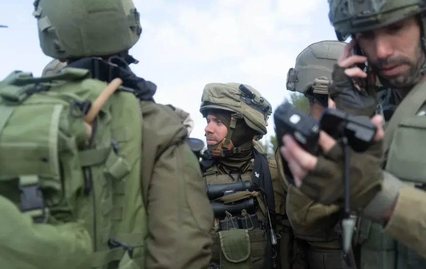 זירת הפיגוע במהלך המצוד. 