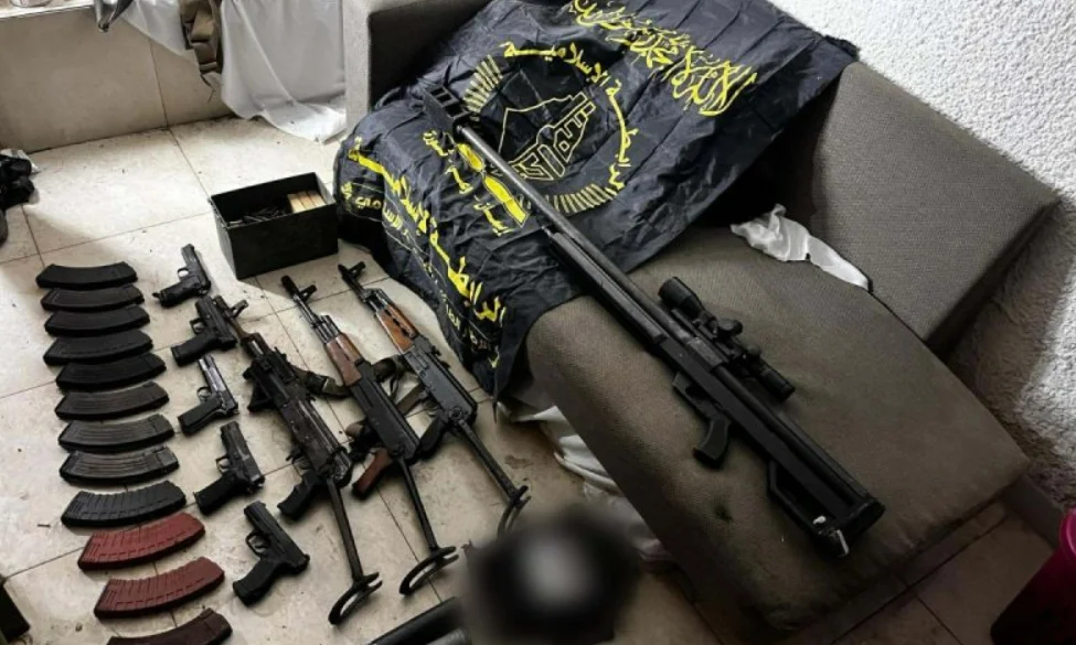 אמצעי לחימה שנמצאו במחלקת היולדות בבית החולים שיפא.