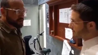מילואימניקים אספו כסף בבסיס לטובת כולל בפתח תקווה