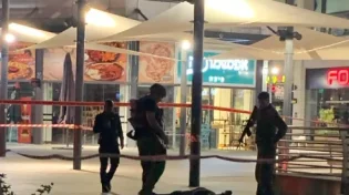 חשד לפיגוע בגן יבנה: שלושה פצועים קשה, המחבל חוסל