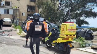 נס בצפת: משפחה שרדה התרסקות רכב שנפל מגובה 10 מטר