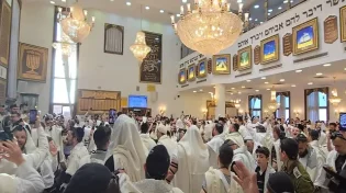 "ובראשי חדשיכם": תפילת ראש חודש אצל הרב אייל עמרמי